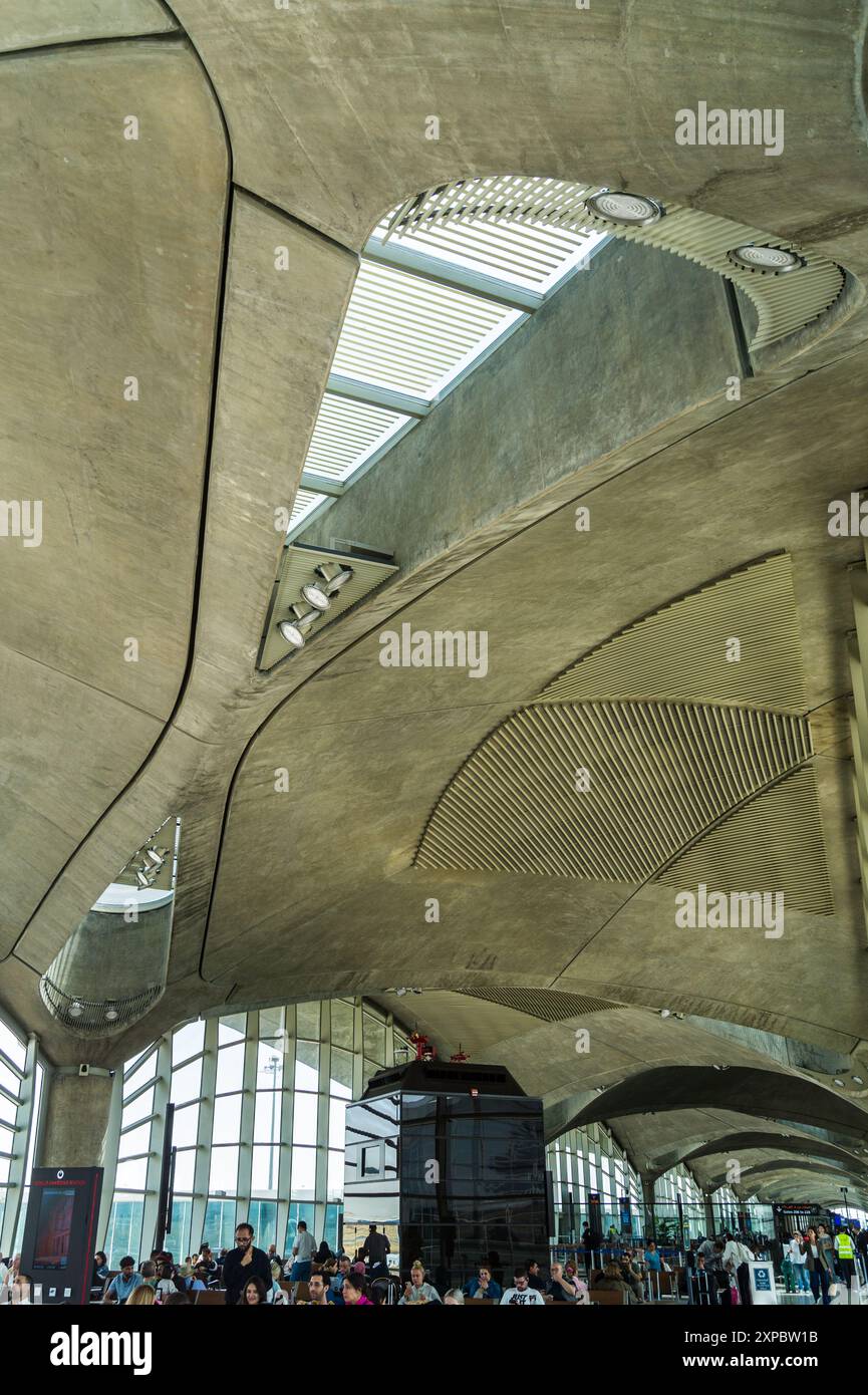 Aeroporto internazionale Queen Alia, terminal costruito da Norman Foster + Partners, 2013, Amman, Giordania Foto Stock