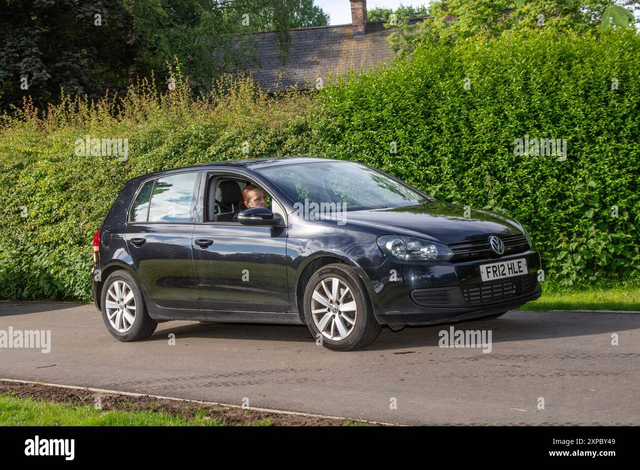 2012 Black VW Volkswagen Golf Match TDI, Car Hatchback Diesel Engine 1598 cc; arrivo al Worden Park Motor Village per il Leyland Festival, Regno Unito Foto Stock