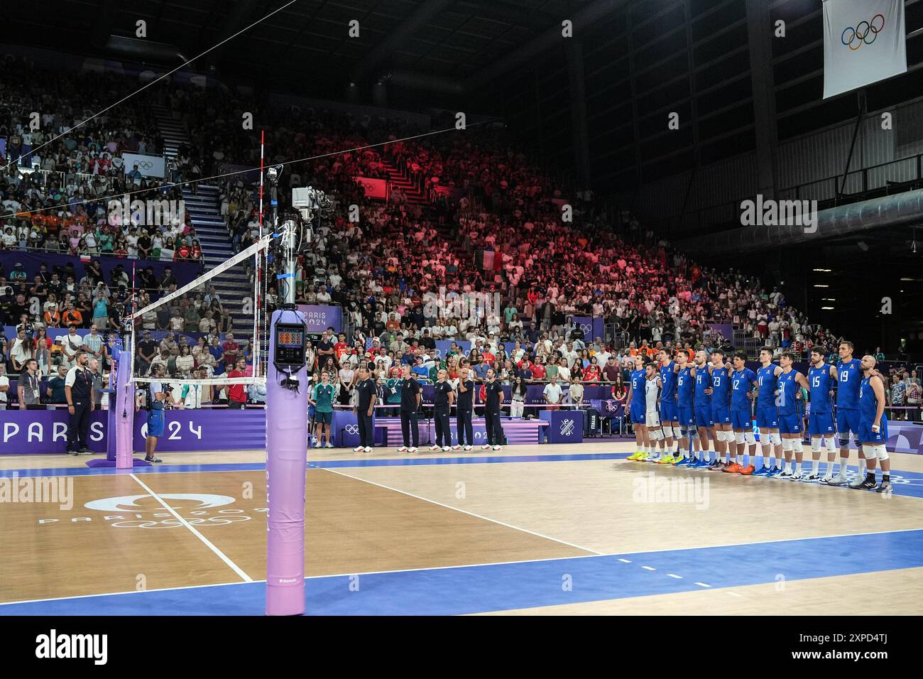 Parigi, Francia. 5 agosto 2024. Squadra italiana durante una partita di pallavolo maschile tra Italia e Giappone alle Olimpiadi del 2024, lunedì 5 agosto 2024, a Parigi, Francia. (Foto di Gian Mattia D'Alberto/LaPresse) credito: LaPresse/Alamy Live News Foto Stock
