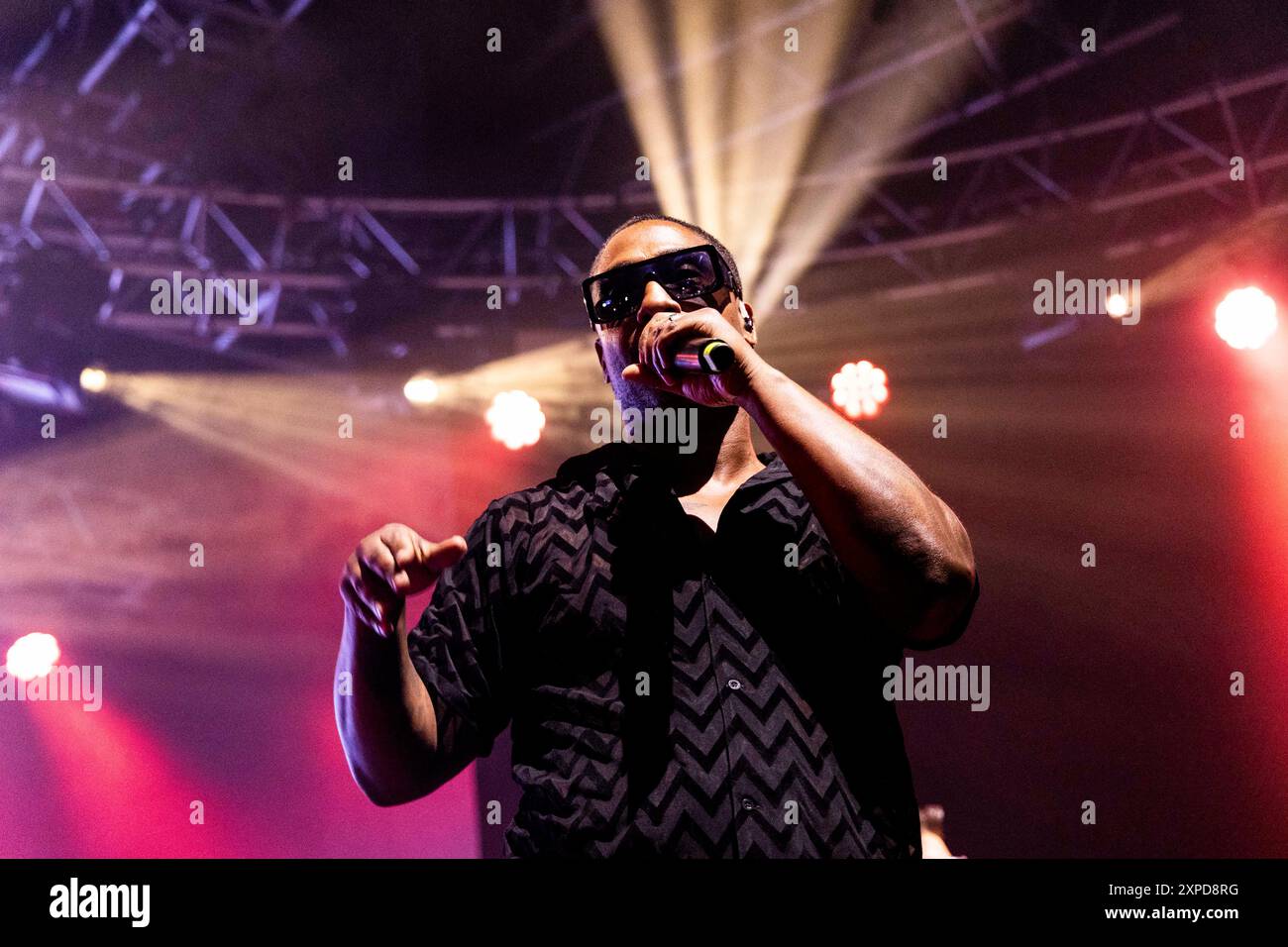 Milano, Italia. 15 aprile 2024. Simon Webbe dei Blue si esibisce al Fabrique di Milano, il 15 aprile 2024. (Foto di Roberto Finizio/NurPhoto) credito: NurPhoto SRL/Alamy Live News Foto Stock