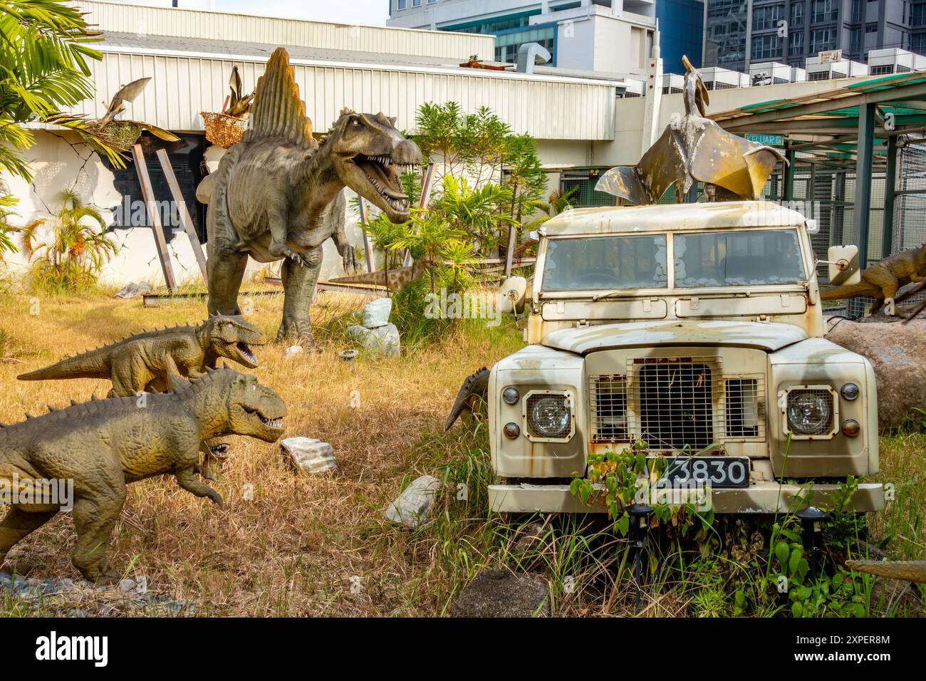 Modellini di dinosauri al Jurassic Research Center di Penang nella Tomtar Tower, George Town, Penang, Malaysai Foto Stock