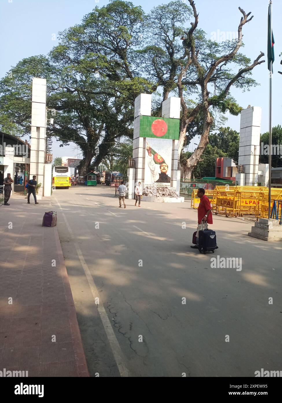 BONGOAN, BENGALA OCCIDENTALE, INDIA - 5 AGOSTO 2024:Kolkata: Lunedì la regione di confine indo-Bangladesh nel Bengala Occidentale è stata messa in allerta Foto Stock