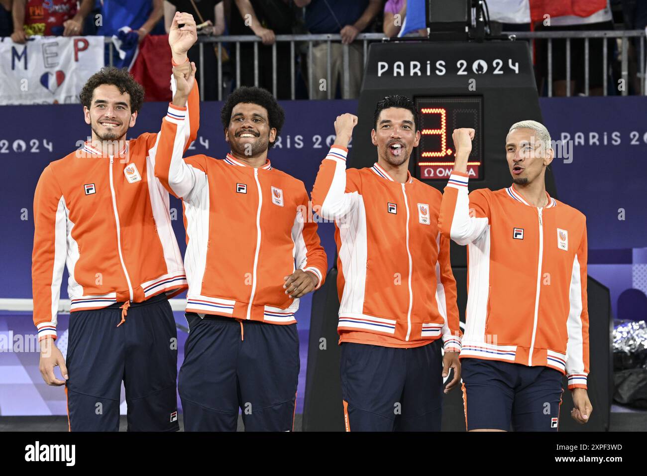 Parigi, Francia. 5 agosto 2024. Jan Driessen, Dimeo Van der Horst, Arvin Slagter, Worthy de Jong dei Paesi Bassi medaglia d'oro, 3x3 pallacanestro, uomini durante i Giochi Olimpici di Parigi 2024 il 5 agosto 2024 a la Concorde di Parigi, Francia - foto Michael Baucher/Panoramic/DPPI Media Credit: DPPI Media/Alamy Live News Foto Stock