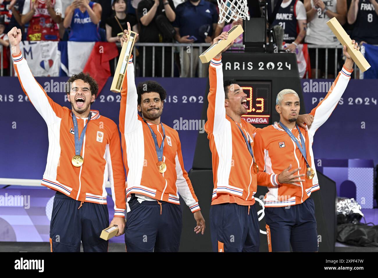 Jan Driessen, Dimeo Van der Horst, Arvin Slagter, Worthy de Jong dei Paesi Bassi medaglia d'oro, 3x3 Basketball, Men&#39;s durante i Giochi Olimpici di Parigi 2024 il 5 agosto 2024 a la Concorde di Parigi, Francia Foto Stock