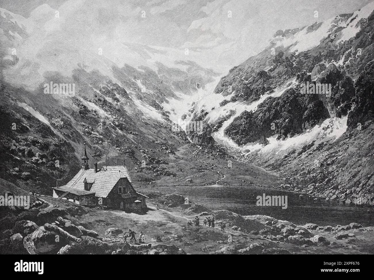 Eine kleine Hütte in einem verschneiten tal, umgeben von hohen Bergen, kleiner Teich im Riesengebirge, Historisch, digital restaurierte Reproduktion V Foto Stock