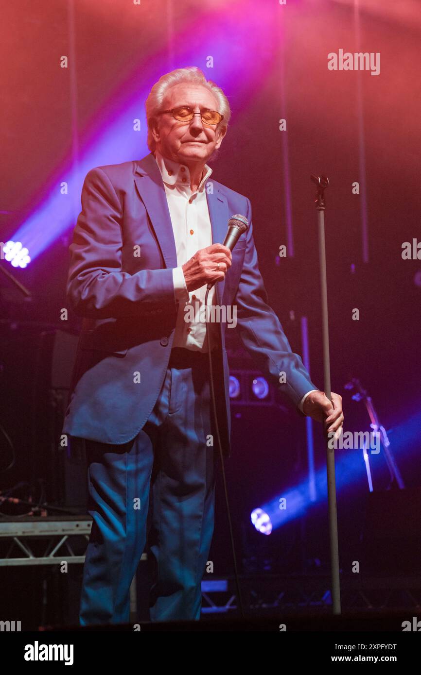 Tony Christie si esibisce al festival di Wickham, Hampshire, Regno Unito. 4 agosto 2024 Foto Stock