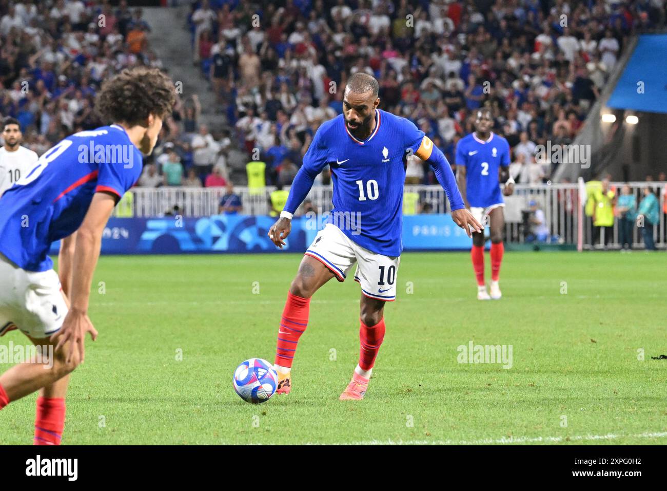 Decines Charpieu, Francia. 5 agosto 2024. Alexandre Lacazette (Francia), calcio, semifinale maschile tra Francia ed Egitto durante i Giochi Olimpici di Parigi 2024 il 5 agosto 2024 allo stadio Groupama di Decines-Charpieu vicino a Lione, Francia - foto Frederic Chambert/Panoramic/DPPI Media Credit: DPPI Media/Alamy Live News Foto Stock