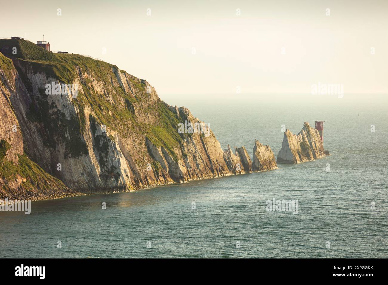 Isola di Wight Regno Unito - Isle of Wight Needles una serie di faraglioni di gesso o Needles Alum Bay Isola di Wight Inghilterra Regno Unito Europa Foto Stock