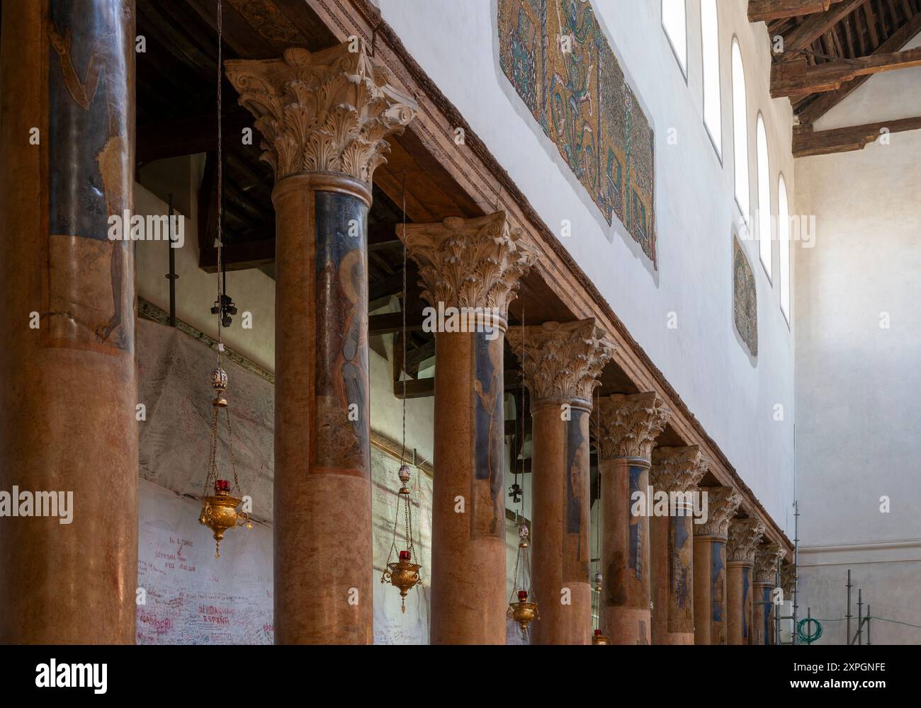 Betlemme, Geburtskirche, Säulen des Kirchenschiffs 4 Jhd. Foto Stock