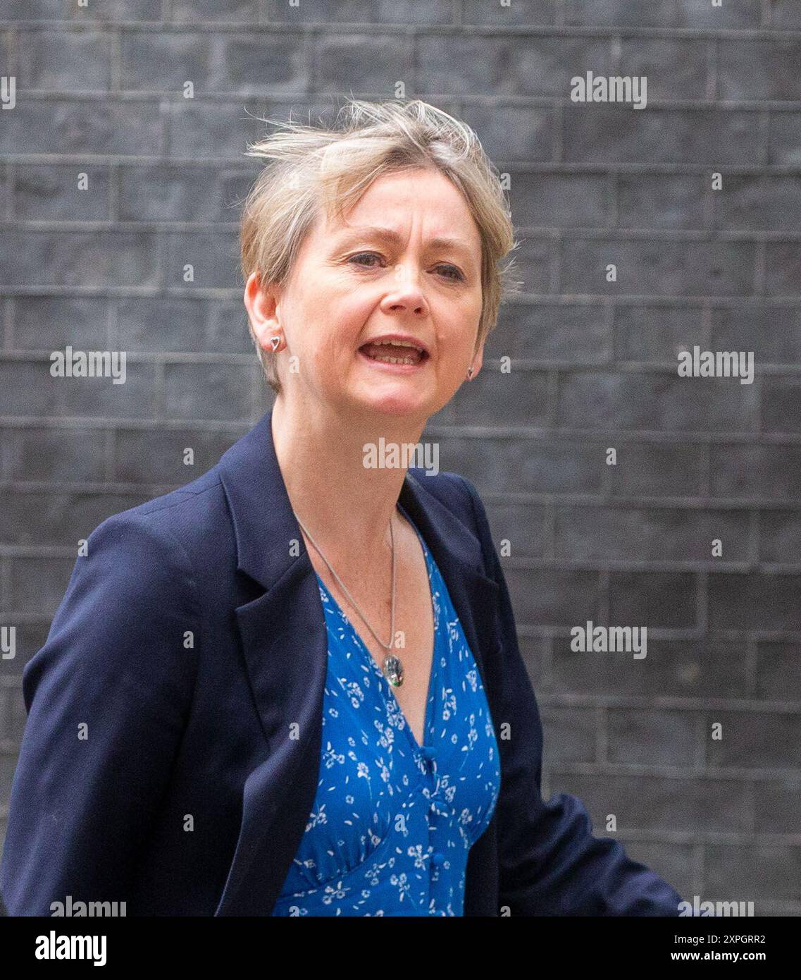 Londra, Inghilterra, Regno Unito. 6 agosto 2024. YVETTE COOPER, Segretario di Stato per l'Home Department, lascia Downing Street al numero 10 dopo la riunione del gabinetto. (Credit Image: © Tayfun Salci/ZUMA Press Wire) SOLO PER USO EDITORIALE! Non per USO commerciale! Foto Stock