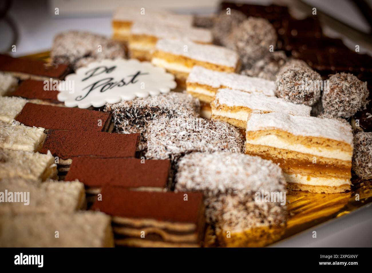 "De Post" significa digiuno tradotto dalla lingua rumena, vari dolci vegetariani Foto Stock