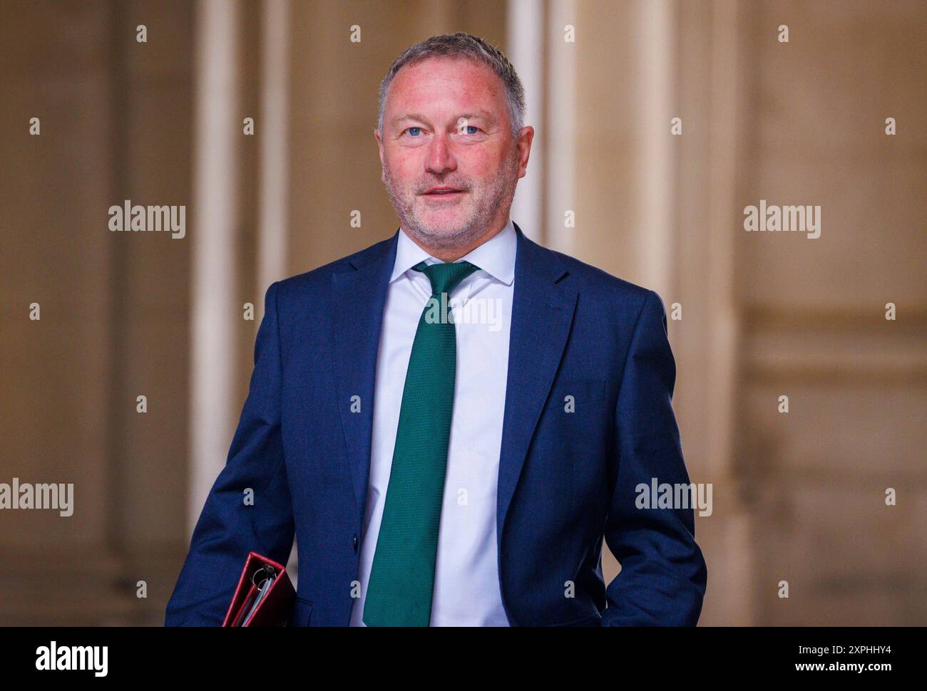 Londra, Regno Unito. 6 agosto 2024. Steve Reed, Segretario di Stato per l'ambiente, l'alimentazione e gli affari rurali, a Downing Street per una riunione del Gabinetto. Crediti: Mark Thomas/Alamy Live News Foto Stock