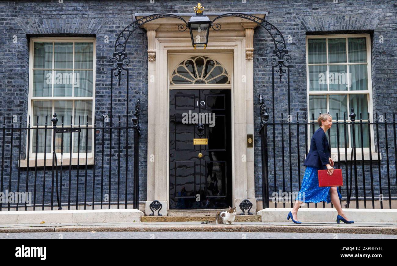 Londra, Regno Unito. 6 agosto 2024. Yvette Cooper, Ministro degli interni, a Downing Street per una riunione del Gabinetto. Crediti: Mark Thomas/Alamy Live News Foto Stock