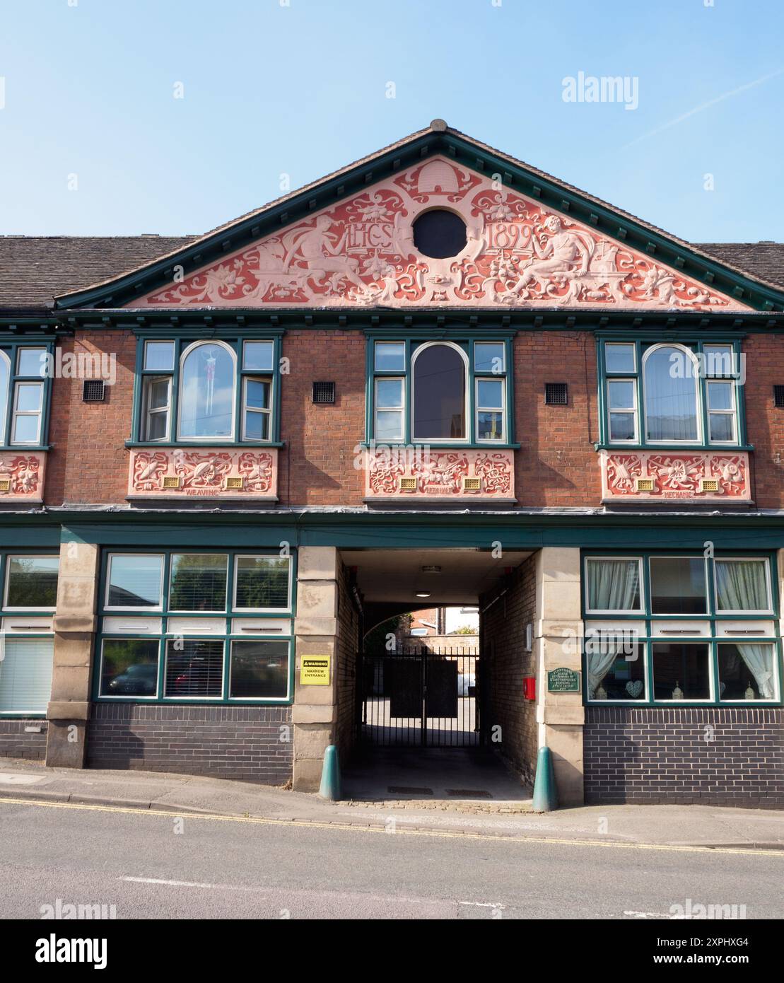 L'ex Leek and Moorlands Co-operative Society costruì la Penny Bank House a Leek, North Staffordshire Foto Stock