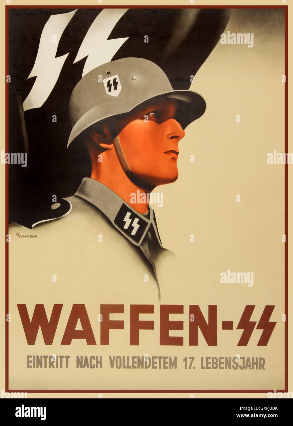 POSTER DI RECLUTAMENTO delle WAFFEN SS CON Un poster di reclutamento di SOLDATI IN UNIFORME per le Waffen SS con un'immagine del profilo di un soldato in uniforme. Le Waffen SS erano la divisione militare armata della Schutzstaffel (SS), l'organizzazione paramilitare nazista che era responsabile della sicurezza, della raccolta e dell'analisi di informazioni e dell'applicazione delle politiche razziali naziste. Controllavano il sistema dei campi di concentramento e pianificavano e coordinavano la soluzione finale. Le SS furono originariamente costituite nel 1925 per proteggere Hitler insieme ad altri leader nazisti e fornire sicurezza agli incontri politici. Foto Stock