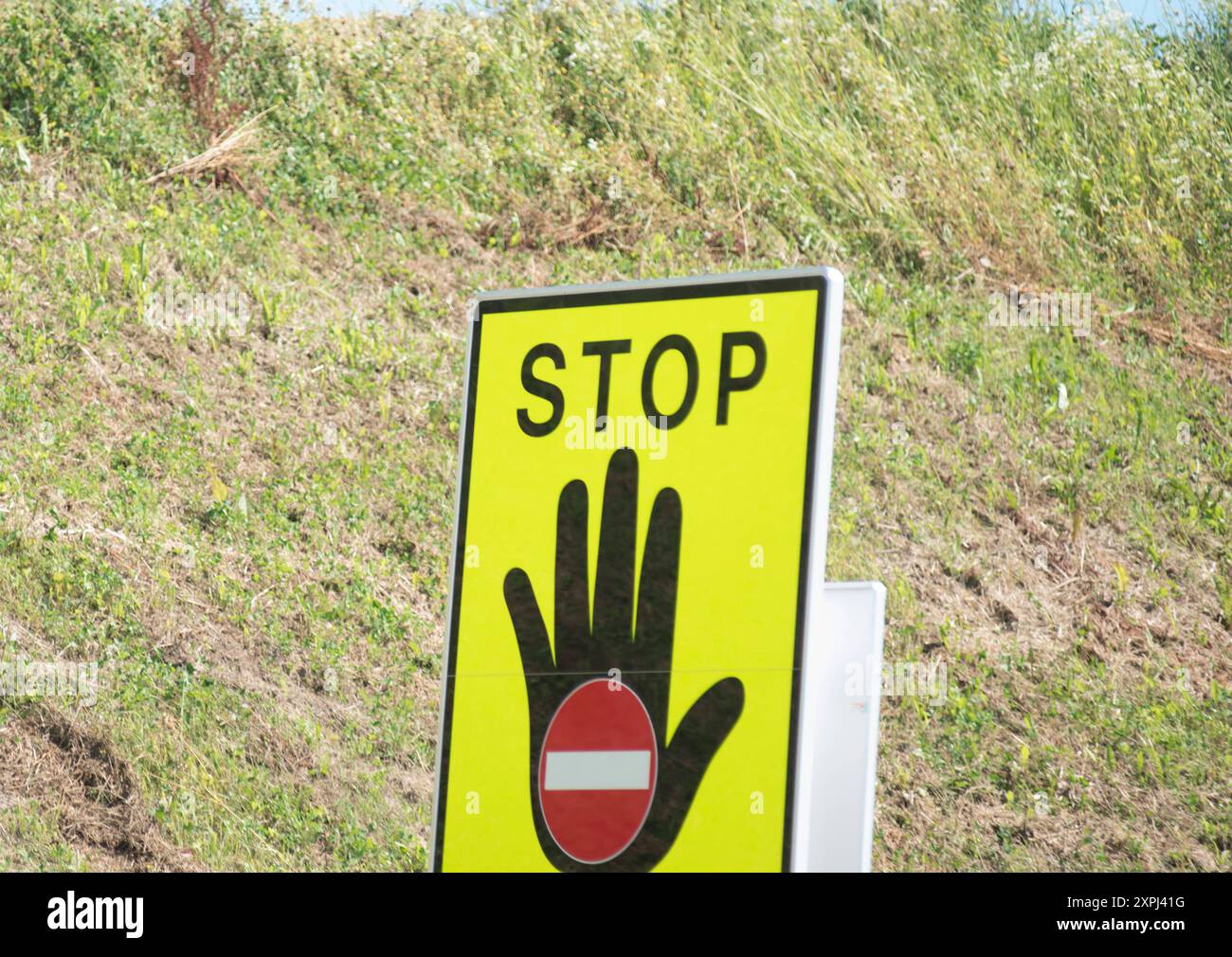 riciclaggio prevenzione dei rifiuti mediante separazione e trattamento dei rifiuti riciclaggio prevenzione dei rifiuti mediante separazione Foto Stock
