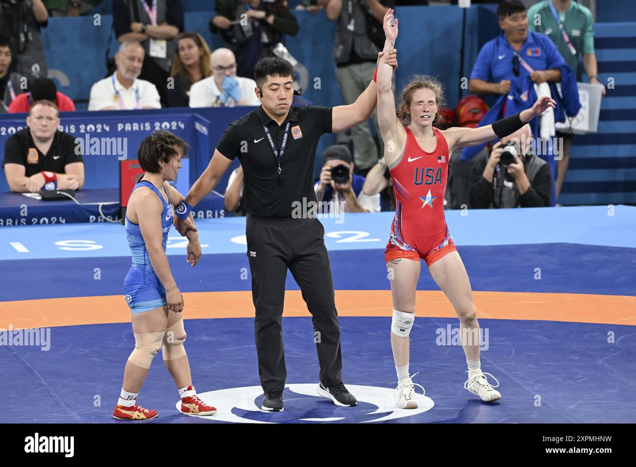 Parigi, Francia. 6 agosto 2024. Sarah Ann Hildebrandt (USA) vs Dolgorjavyn Otgonjargal (Mongolia), Wrestling, Women's Freestyle 50kg semifinale durante i Giochi Olimpici di Parigi 2024 il 6 agosto 2024 alla Champ-de-Mars Arena di Parigi, Francia - foto Federico Pestellini/Panoramic/DPPI Media Credit: DPPI Media/Alamy Live News Foto Stock