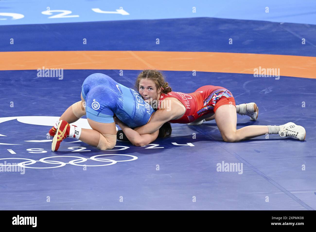 Sarah Ann Hildebrandt (USA) vs Dolgorjavyn Otgonjargal (Mongolia), Wrestling, Women&#39;s Freestyle 50kg semifinale durante i Giochi Olimpici di Parigi 2024 il 6 agosto 2024 alla Champ-de-Mars Arena di Parigi, Francia Foto Stock