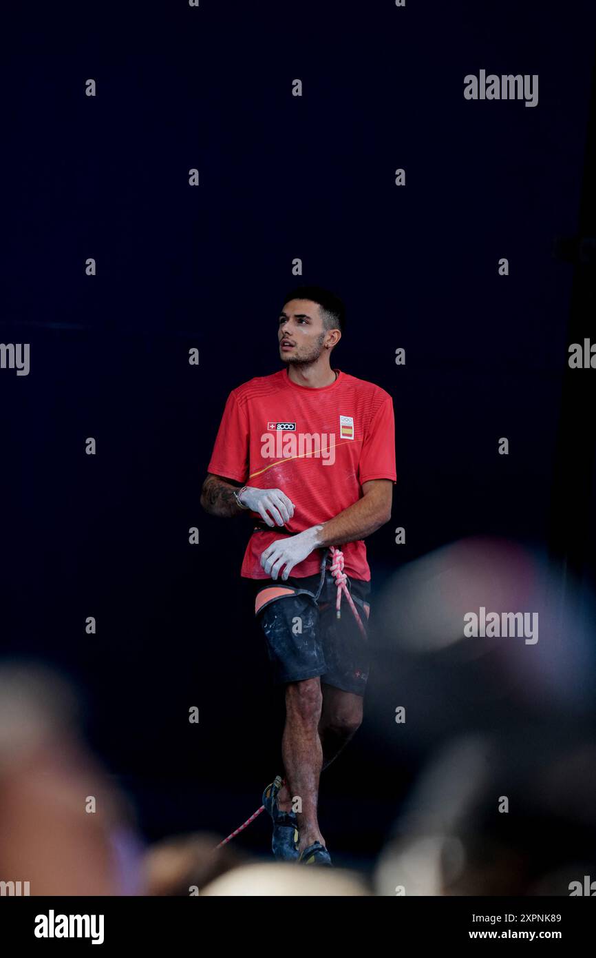 Le Bourget, Francia. 7 agosto 2024. Alberto GINES LOPEZ os Spain gareggia nella semifinale maschile di Sport Climbing presso le Bourget Sport Climbing Venue a le Bourget, a nord di Parigi, in Francia, durante i Giochi Olimpici di Parigi 2024 del 5 agosto 2024. Foto di Julien Poupart/ABACAPRESS. COM credito: Abaca Press/Alamy Live News Foto Stock