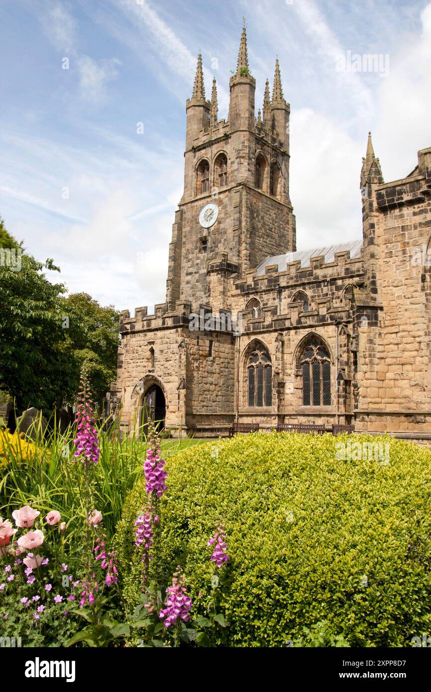 Chiesa di San Giovanni Battista, nota anche come "Cathedral of the Peak", Tideswell, nr Buxton, Peak District, Derbyshire, Inghilterra Foto Stock