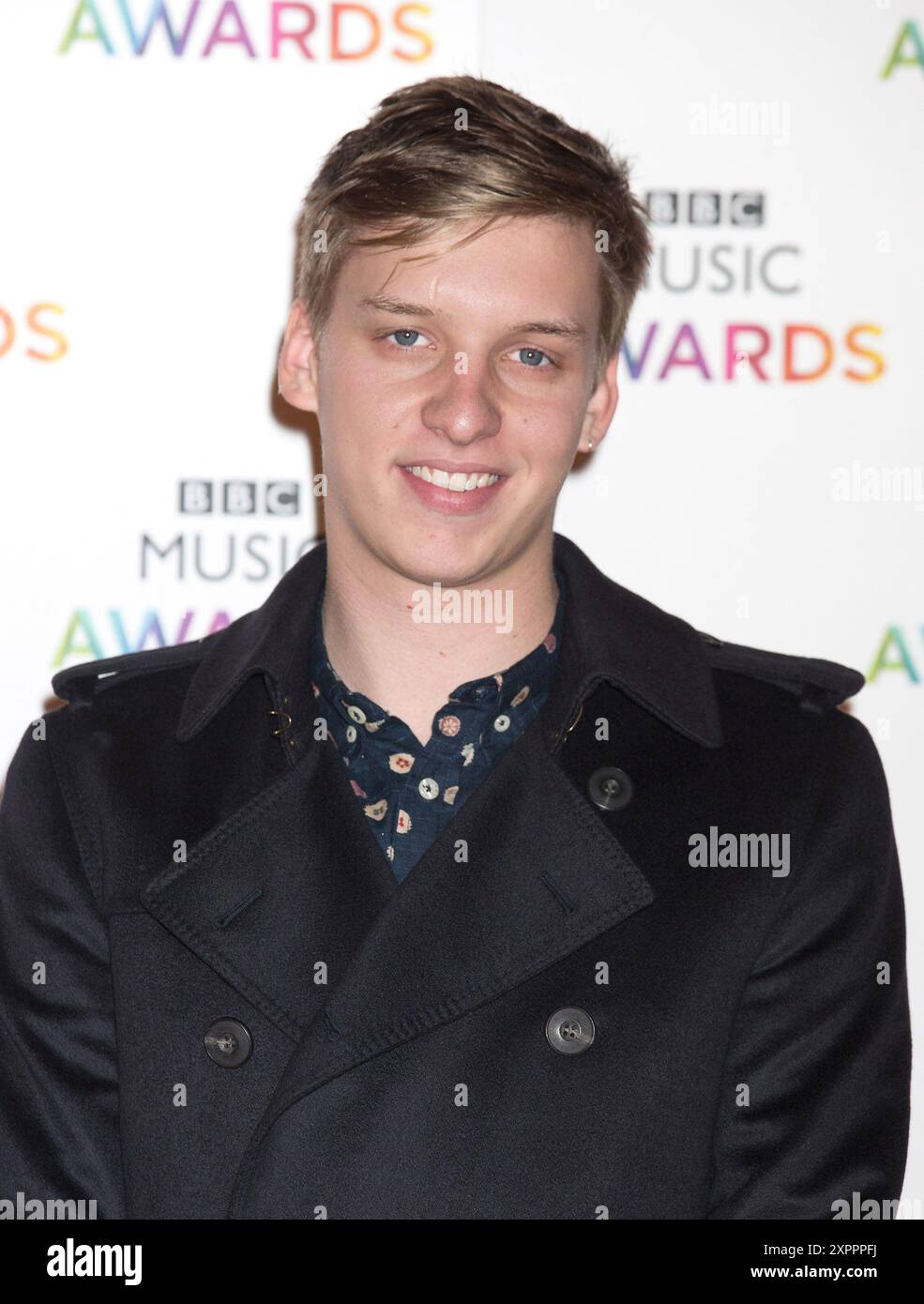 Londra, Regno Unito, 11 dicembre 2014. George Ezra partecipa ai BBC Music Awards al centro esposizioni di Earl's Court l'11 dicembre 2014 a Londra, Inghilterra, Regno Unito. Credito: S.A.M./Alamy Live News Foto Stock