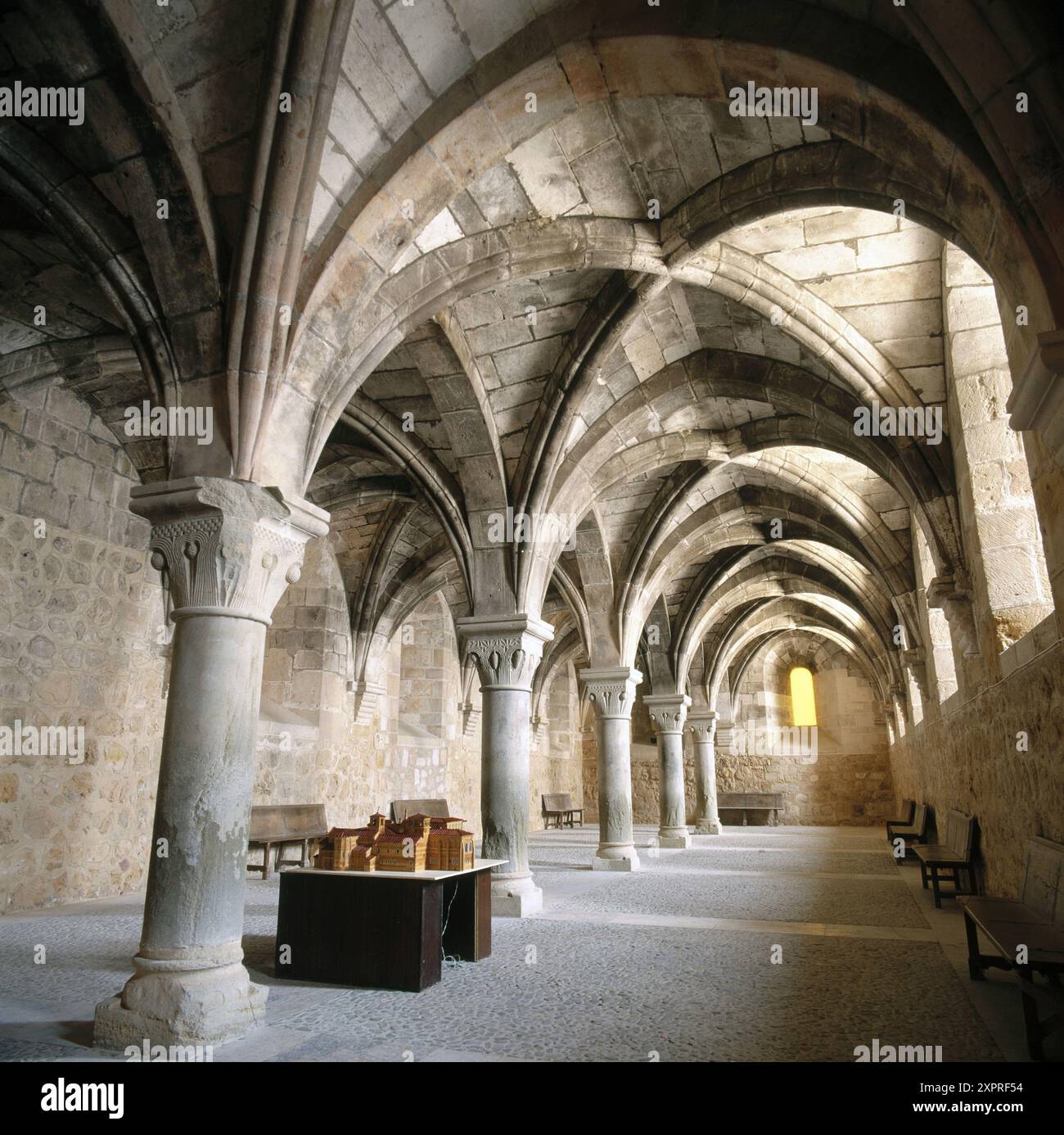 Hall di converte, xiii c. Monasterio de Santa María de huerta, provincia di Soria, Spagna Foto Stock