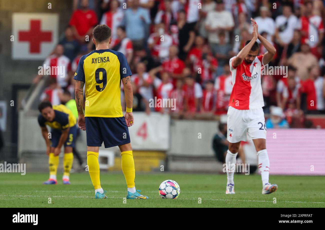 Praga, Repubblica Ceca. 7 agosto 2024. Dennis Eckert Ayensa dell'Unione sembra sventato durante una partita tra il cecoslovacco Slavia Prague e la squadra belga di calcio Union Saint-Gilloise a Praga, Repubblica Ceca, mercoledì 7 agosto 2024, una partita di andata nel terzo turno di qualificazione per la competizione UEFA Champions League. BELGA PHOTO VIRGINIE LEFOUR credito: Belga News Agency/Alamy Live News Foto Stock