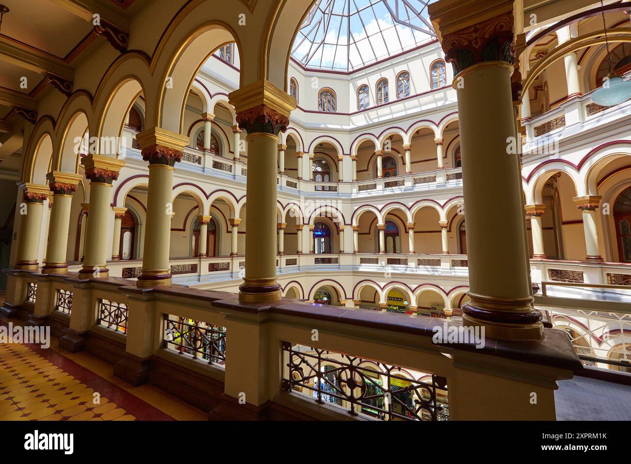 Palacio Nacional Centro Shopping, Carabobo Avenue, Medellin, dipartimento di Antioquia, Colombia. Foto Stock