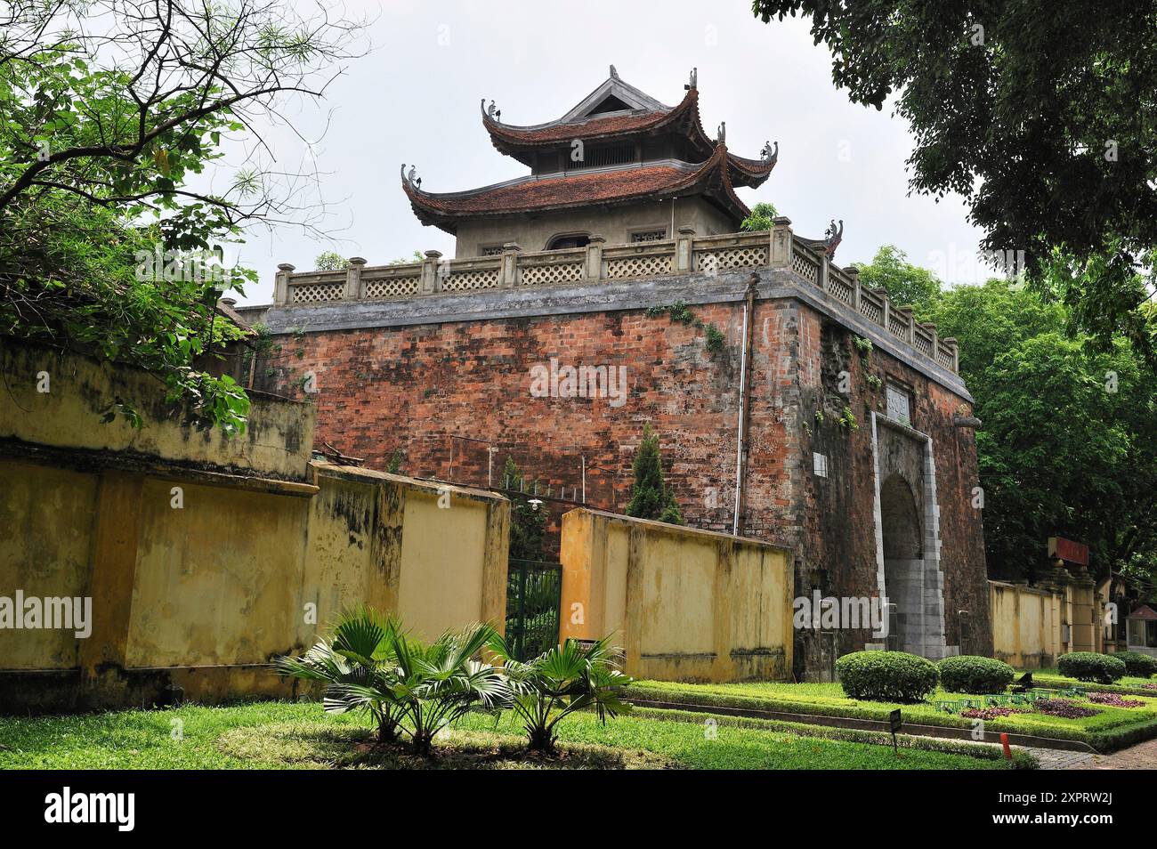 Porta settentrionale dell'antica cittadella militare, Hanoi, Vietnam del Nord, asia sud-orientale Foto Stock