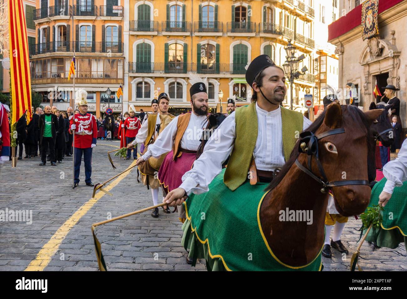 "Cavallets de Ciutat†?, Festa De l'Estandart, festa civico-religiosa nella conquista cristiana della città è commemorata dal re Jaume i a Decemb Foto Stock