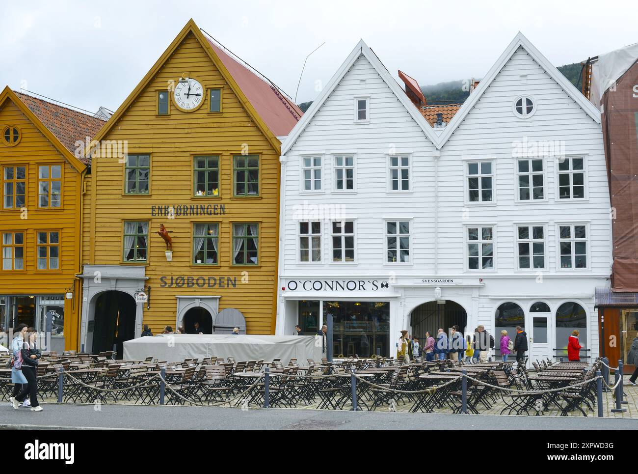 Il quartiere storico di Bryggen si trova a nord-ovest della città di Bergen, Norvegia Foto Stock