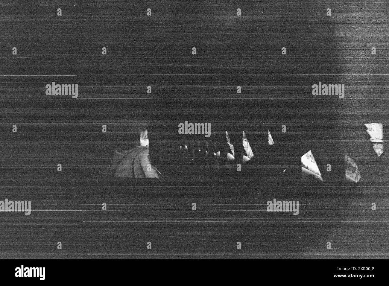 Effettivo 5- 1948: Sgombero della neve sulla ferrovia di Bergen. La ferrovia di Bergen, una delle ferrovie più importanti della Norvegia, raggiunge il suo punto più alto appena ad ovest di Finse, a 1301 metri sul livello del mare. Il vento e la neve all'unisono qui fanno sì che non sia sempre una cosa da tenere aperta questa pista in inverno. Nei luoghi più resistenti alle intemperie della ferrovia di Bergen, ci sono sovrastrutture di neve, in modo che le derive non diventino troppo grandi. Foto: Sverre A. Børretzen / Aktuell / NTB ***la foto non viene elaborata*** il testo dell'immagine viene tradotto automaticamente. il testo dell'immagine viene tradotto automaticamente Foto Stock
