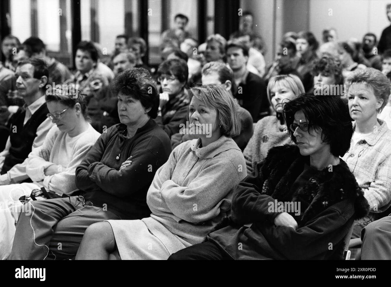 RGD staff Meeting [Government Buildings Agency], 22-01-1996, Whizgle Dutch News: Immagini storiche su misura per il futuro. Esplora il passato dei Paesi Bassi con prospettive moderne attraverso le immagini delle agenzie olandesi. Colmare gli eventi di ieri con gli approfondimenti di domani. Intraprendi un viaggio senza tempo con storie che plasmano il nostro futuro. Foto Stock