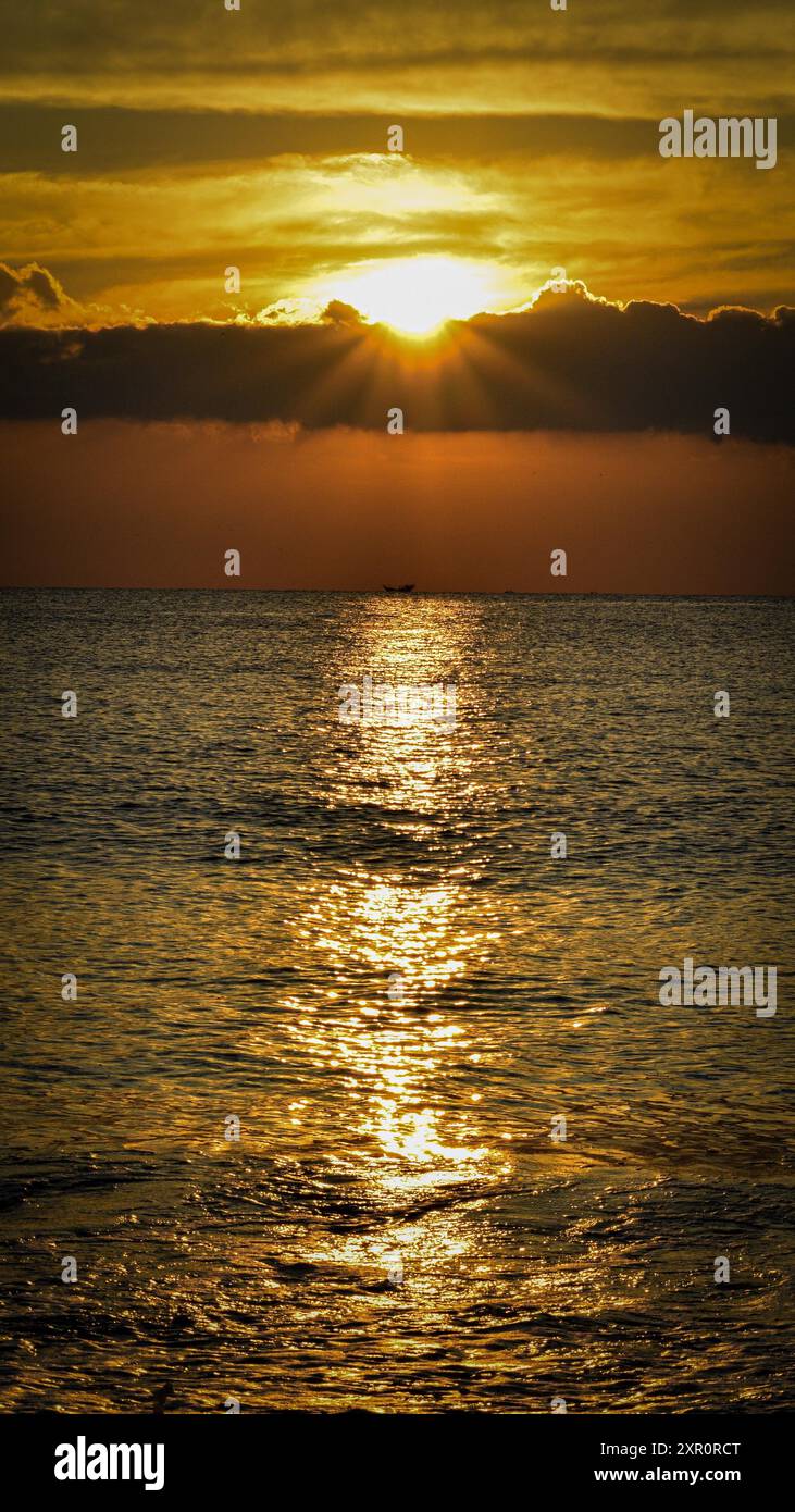 Tramonto a Kish Island, Iran. Golfo Persico Foto Stock