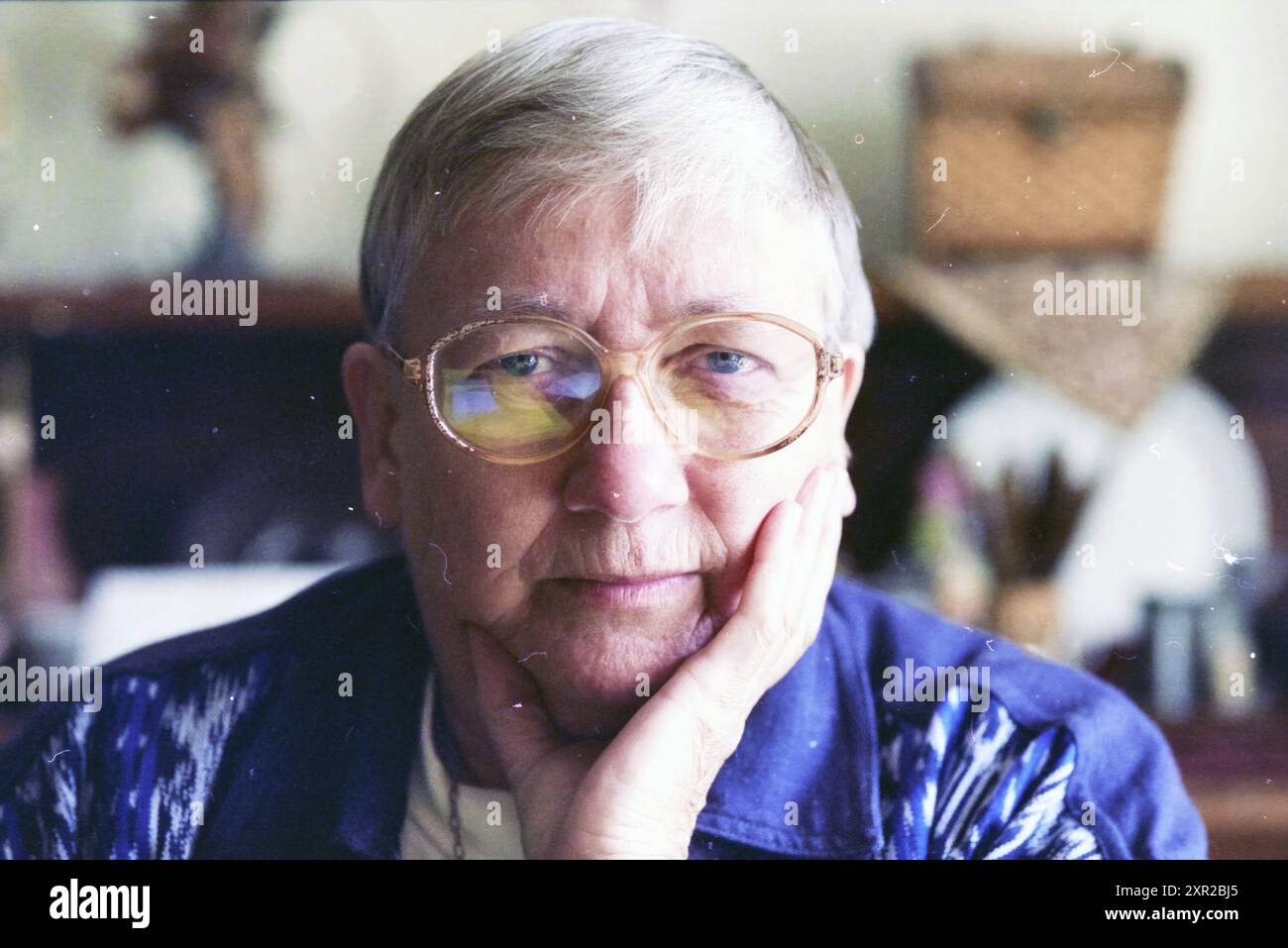 Suor Kleesen, (anti)tratta delle donne, Bennebroek, Bennebroek, 09-09-1997, Whizgle Dutch News: immagini storiche su misura per il futuro. Esplora il passato dei Paesi Bassi con prospettive moderne attraverso le immagini delle agenzie olandesi. Colmare gli eventi di ieri con gli approfondimenti di domani. Intraprendi un viaggio senza tempo con storie che plasmano il nostro futuro. Foto Stock