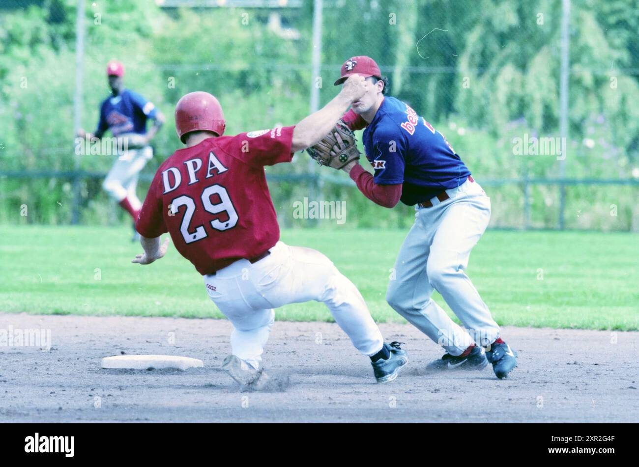 Baseball: Kinheim - Sparta, 22-07-2000, Whizgle Dutch News: Immagini storiche su misura per il futuro. Esplora il passato dei Paesi Bassi con prospettive moderne attraverso le immagini delle agenzie olandesi. Colmare gli eventi di ieri con gli approfondimenti di domani. Intraprendi un viaggio senza tempo con storie che plasmano il nostro futuro. Foto Stock