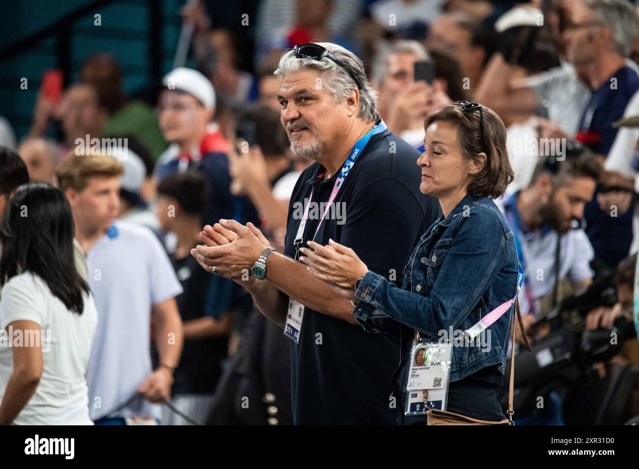 David Douillet, Basketball, Men&#39;s semifinale durante i Giochi Olimpici di Parigi 2024 l'8 agosto 2024 alla Bercy Arena di Parigi, Francia Foto Stock