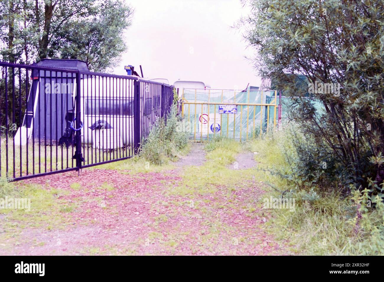 Sito di stoccaggio dei rifiuti De Liede, 12-07-2000, Whizgle Dutch News: Immagini storiche su misura per il futuro. Esplora il passato dei Paesi Bassi con prospettive moderne attraverso le immagini delle agenzie olandesi. Colmare gli eventi di ieri con gli approfondimenti di domani. Intraprendi un viaggio senza tempo con storie che plasmano il nostro futuro. Foto Stock