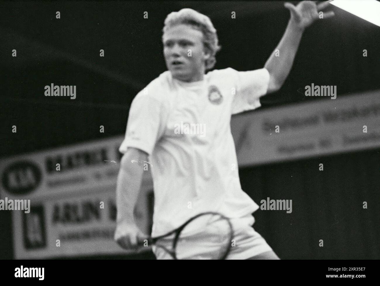 Torneo di tennis, Wildenhorst, B'dorp, Badhoevedorp, 26-12-1995, Whizgle Dutch News: immagini storiche su misura per il futuro. Esplora il passato dei Paesi Bassi con prospettive moderne attraverso le immagini delle agenzie olandesi. Colmare gli eventi di ieri con gli approfondimenti di domani. Intraprendi un viaggio senza tempo con storie che plasmano il nostro futuro. Foto Stock