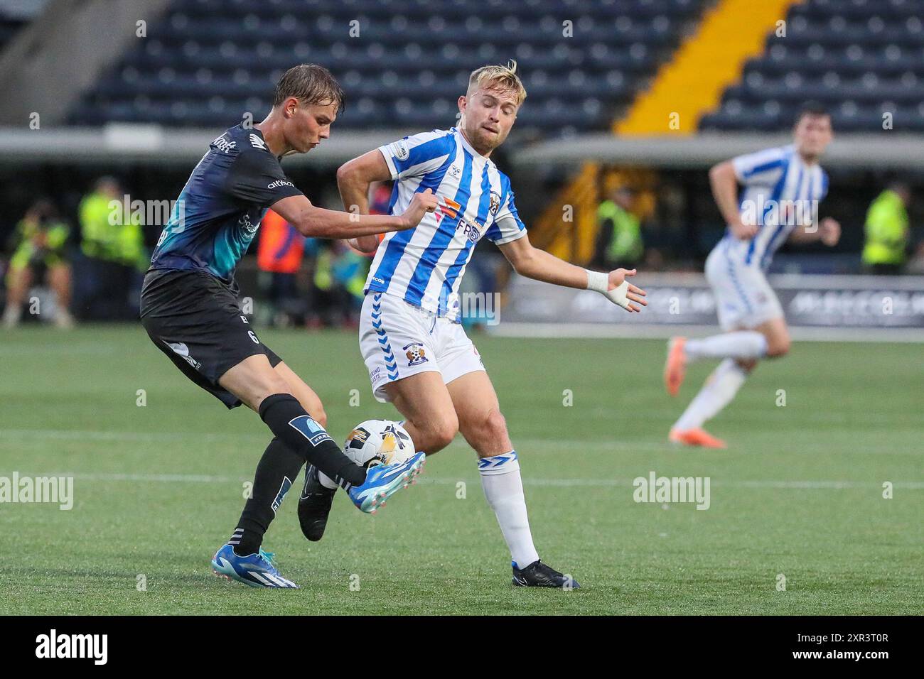 Kilmarnock, Regno Unito. 8 agosto 2024. Il Kilmarnock FC ha giocato a Tromso il al Rugby Park, Kilmarnock, Ayrshire, Scozia, Regno Unito nella prima tappa di un EURO pareggio della European Conference League. Il punteggio finale è stato Kilmarnock 2 - 2 Tromso, con la seconda tappa disputata il 15 agosto in Norvegia. I gol sono stati segnati da K Vassell, Kilmarnock 9 (6 minuti), B Wales, Kilmarnock 24 (90 2 minuti), J Romsaas, Tromso 10 (50 minuti) e L Nordas, Tromso 9 (64 minuti). Crediti: Findlay/Alamy Live News Foto Stock