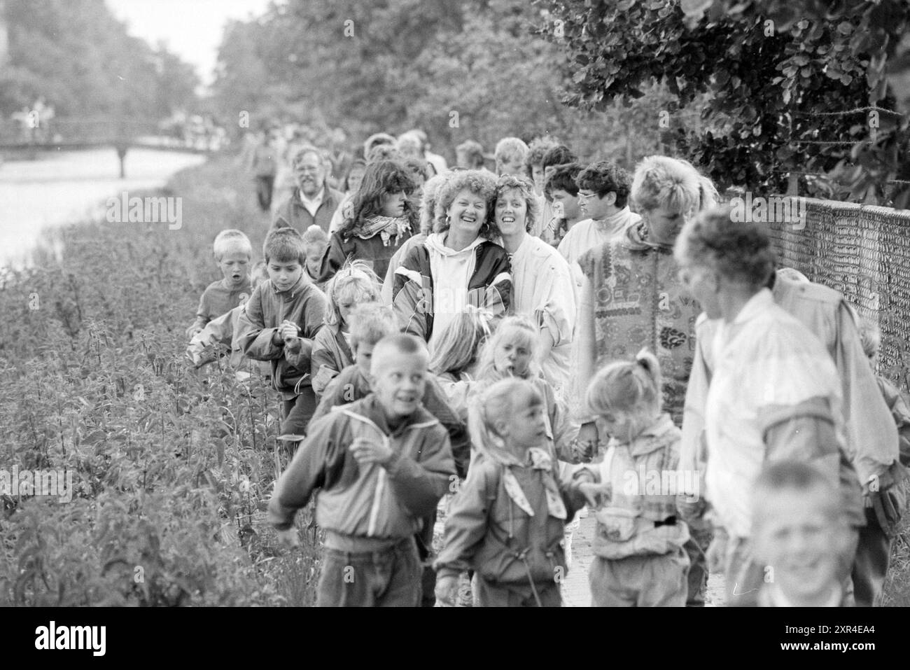 Serata 4 giorni Hillegom, Hillegom, 12-06-1991, Whizgle Dutch News: Immagini storiche su misura per il futuro. Esplora il passato dei Paesi Bassi con prospettive moderne attraverso le immagini delle agenzie olandesi. Colmare gli eventi di ieri con gli approfondimenti di domani. Intraprendi un viaggio senza tempo con storie che plasmano il nostro futuro. Foto Stock