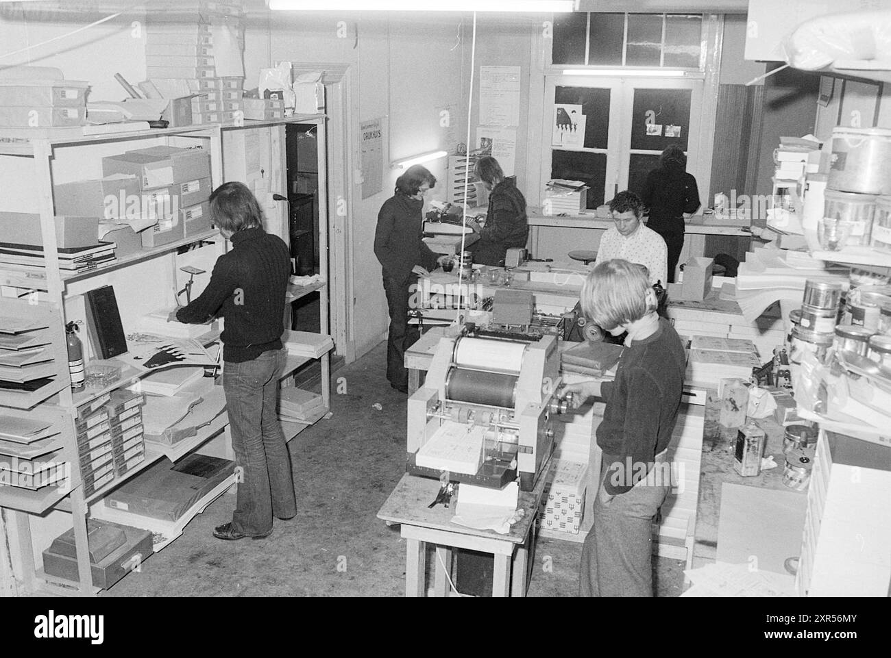 Het Drukhuis Wouwermanstraat Haarlem, stamperia, stampa, Haarlem, Wouwermanstraat, paesi Bassi, 01-02-1978, Whizgle Dutch News: immagini storiche su misura per il futuro. Esplora il passato dei Paesi Bassi con prospettive moderne attraverso le immagini delle agenzie olandesi. Colmare gli eventi di ieri con gli approfondimenti di domani. Intraprendi un viaggio senza tempo con storie che plasmano il nostro futuro. Foto Stock