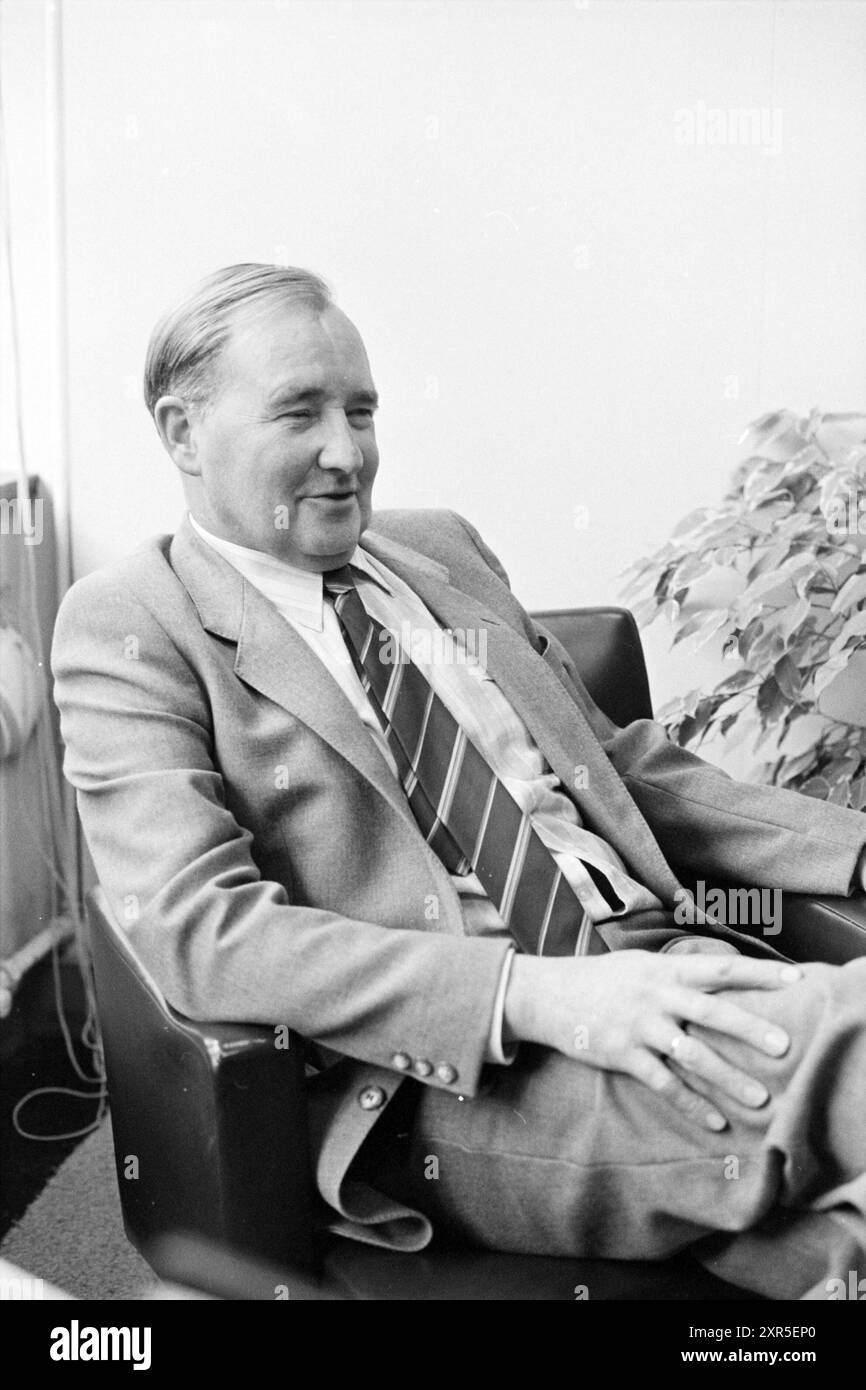 Van Ekeren, Hockey, 06-03-1985, Whizgle Dutch News: Immagini storiche su misura per il futuro. Esplora il passato dei Paesi Bassi con prospettive moderne attraverso le immagini delle agenzie olandesi. Colmare gli eventi di ieri con gli approfondimenti di domani. Intraprendi un viaggio senza tempo con storie che plasmano il nostro futuro. Foto Stock