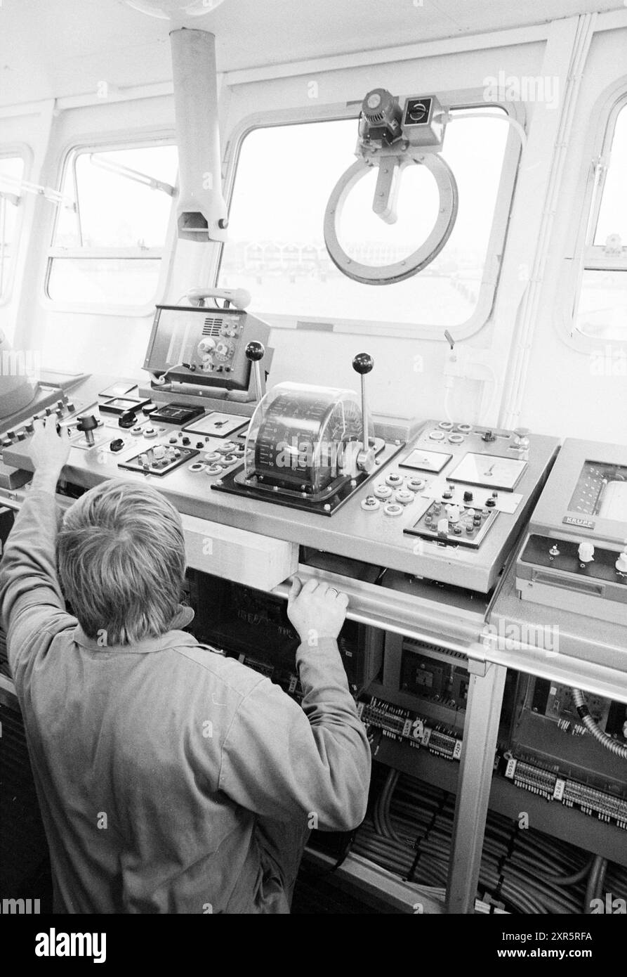 Cantiere Stapel Spaarndam, Spaarndam, Ships, 15-11-1978, Whizgle Dutch News: Immagini storiche su misura per il futuro. Esplora il passato dei Paesi Bassi con prospettive moderne attraverso le immagini delle agenzie olandesi. Colmare gli eventi di ieri con gli approfondimenti di domani. Intraprendi un viaggio senza tempo con storie che plasmano il nostro futuro. Foto Stock