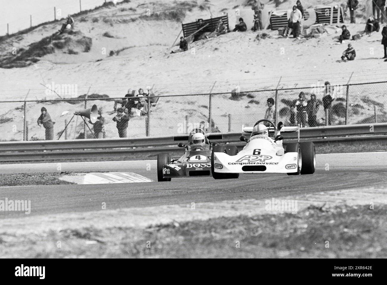 Varie gare sul circuito di Zandvoort, 00-04-1981, Whizgle Dutch News: Immagini storiche su misura per il futuro. Esplora il passato dei Paesi Bassi con prospettive moderne attraverso le immagini delle agenzie olandesi. Colmare gli eventi di ieri con gli approfondimenti di domani. Intraprendi un viaggio senza tempo con storie che plasmano il nostro futuro. Foto Stock