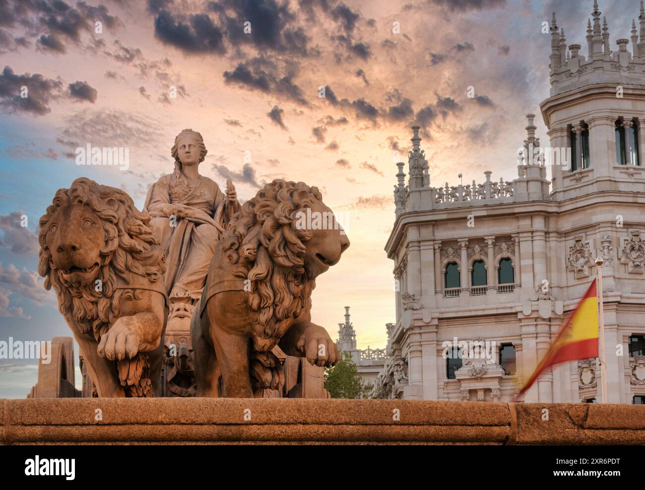 Statua di Cibeles a Madrid, Spagna - Piazza Cibeles - municipio di Madrid Foto Stock