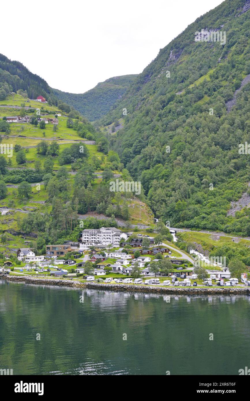 Vista panoramica sul fiordo Geirenger nel comune di Stranda, Norvegia. Foto Stock