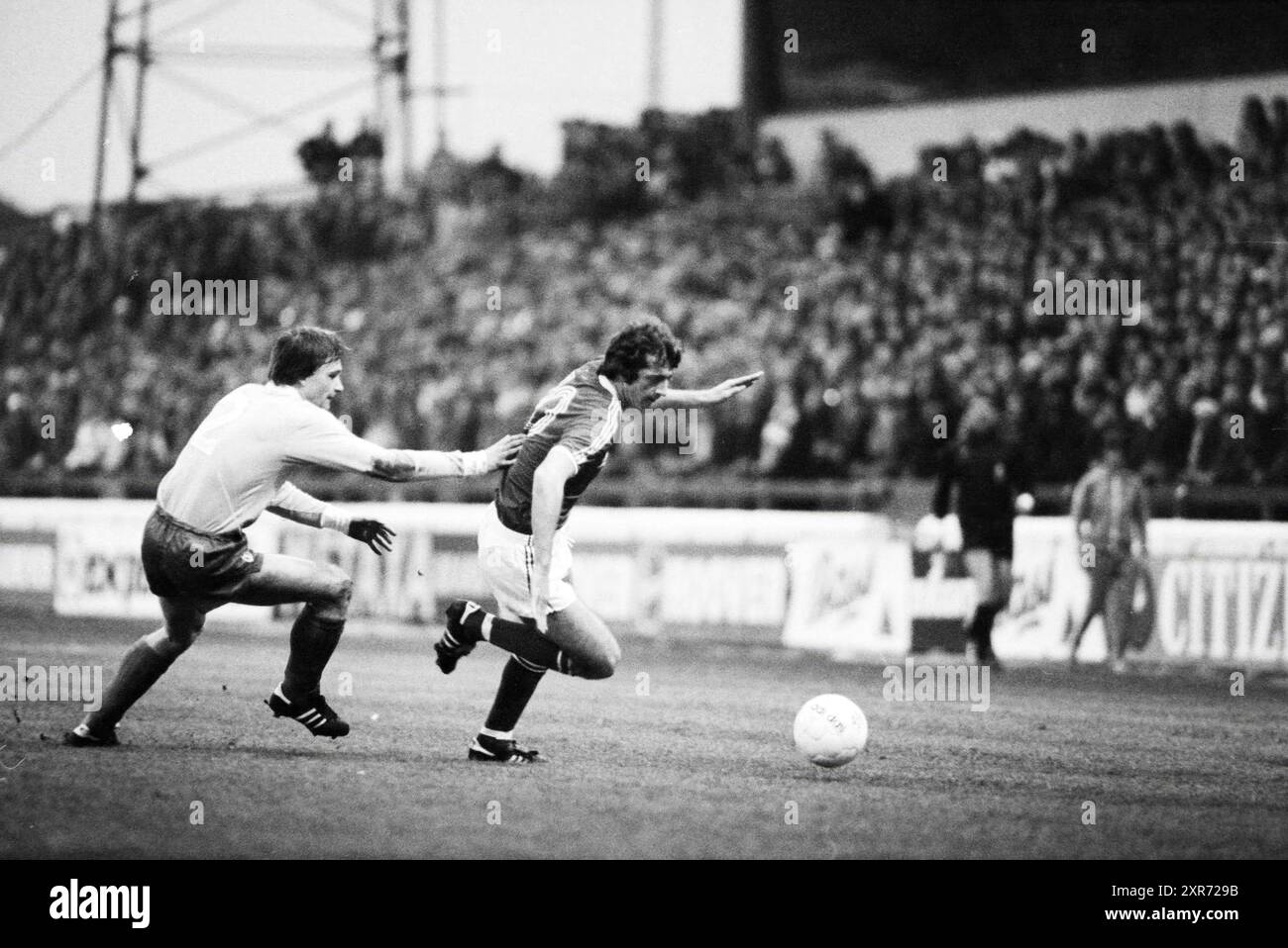 Football Nottingham - Ajax, Football, 09-04-1980, Whizgle Dutch News: Immagini storiche su misura per il futuro. Esplora il passato dei Paesi Bassi con prospettive moderne attraverso le immagini delle agenzie olandesi. Colmare gli eventi di ieri con gli approfondimenti di domani. Intraprendi un viaggio senza tempo con storie che plasmano il nostro futuro. Foto Stock