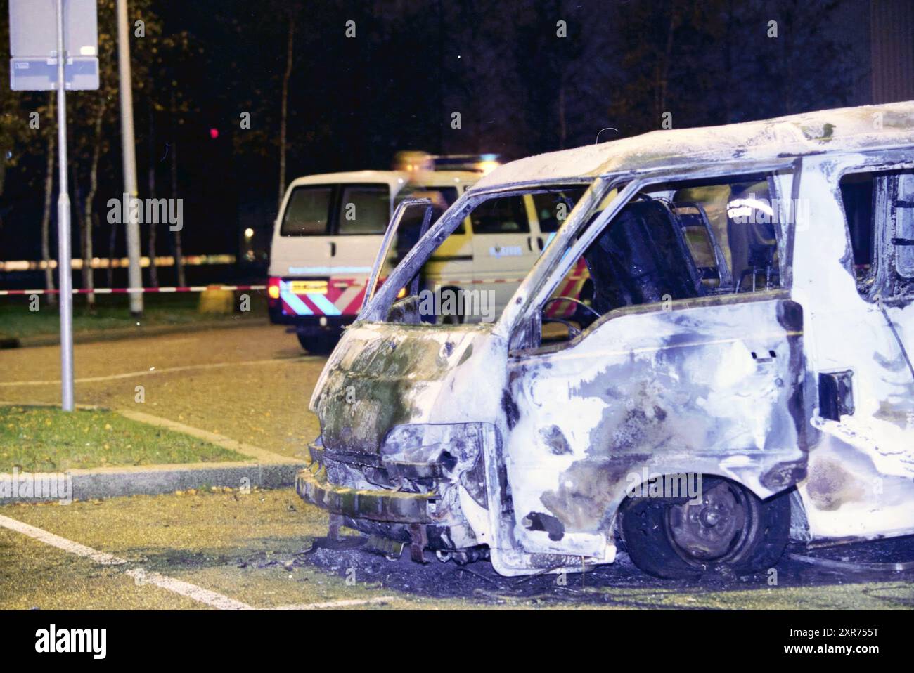 Handball Match Between Lotus - BDO Hoofddorp, 22-11-2003, Whizgle Dutch News: Immagini storiche su misura per il futuro. Esplora il passato dei Paesi Bassi con prospettive moderne attraverso le immagini delle agenzie olandesi. Colmare gli eventi di ieri con gli approfondimenti di domani. Intraprendi un viaggio senza tempo con storie che plasmano il nostro futuro. Foto Stock