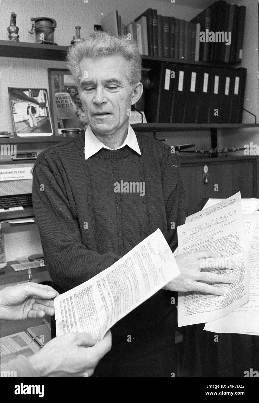 De Groot + opuscoli WWII, 26-12-1991, Whizgle Dutch News: Immagini storiche su misura per il futuro. Esplora il passato dei Paesi Bassi con prospettive moderne attraverso le immagini delle agenzie olandesi. Colmare gli eventi di ieri con gli approfondimenti di domani. Intraprendi un viaggio senza tempo con storie che plasmano il nostro futuro. Foto Stock